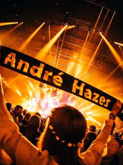 Holland Zingt Hazes 